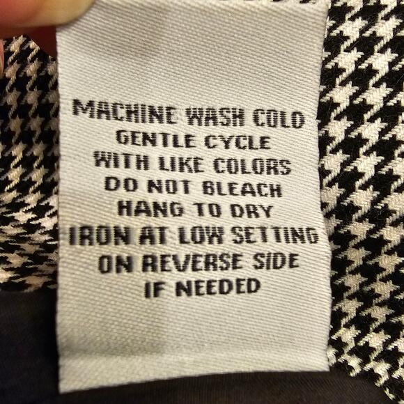 Forever 21 Gingham Mini Skirt Black & White Size S Casual Preppy Trendy - Picture 5 of 5